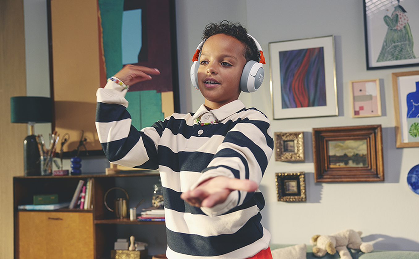 JBL JR470NC
