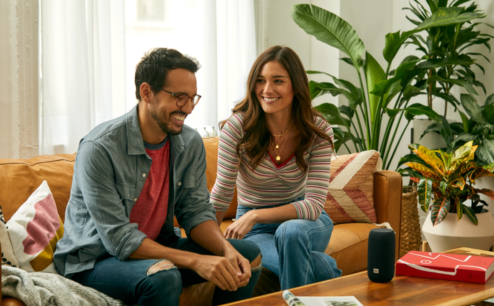 JBL Link hordozható BT + Wi-Fi hangszóró
