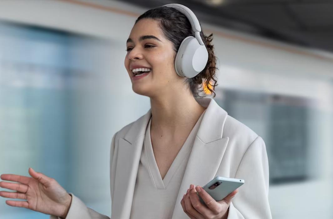 Sony WH-1000XM5 vezeték nélküli fejhallgató