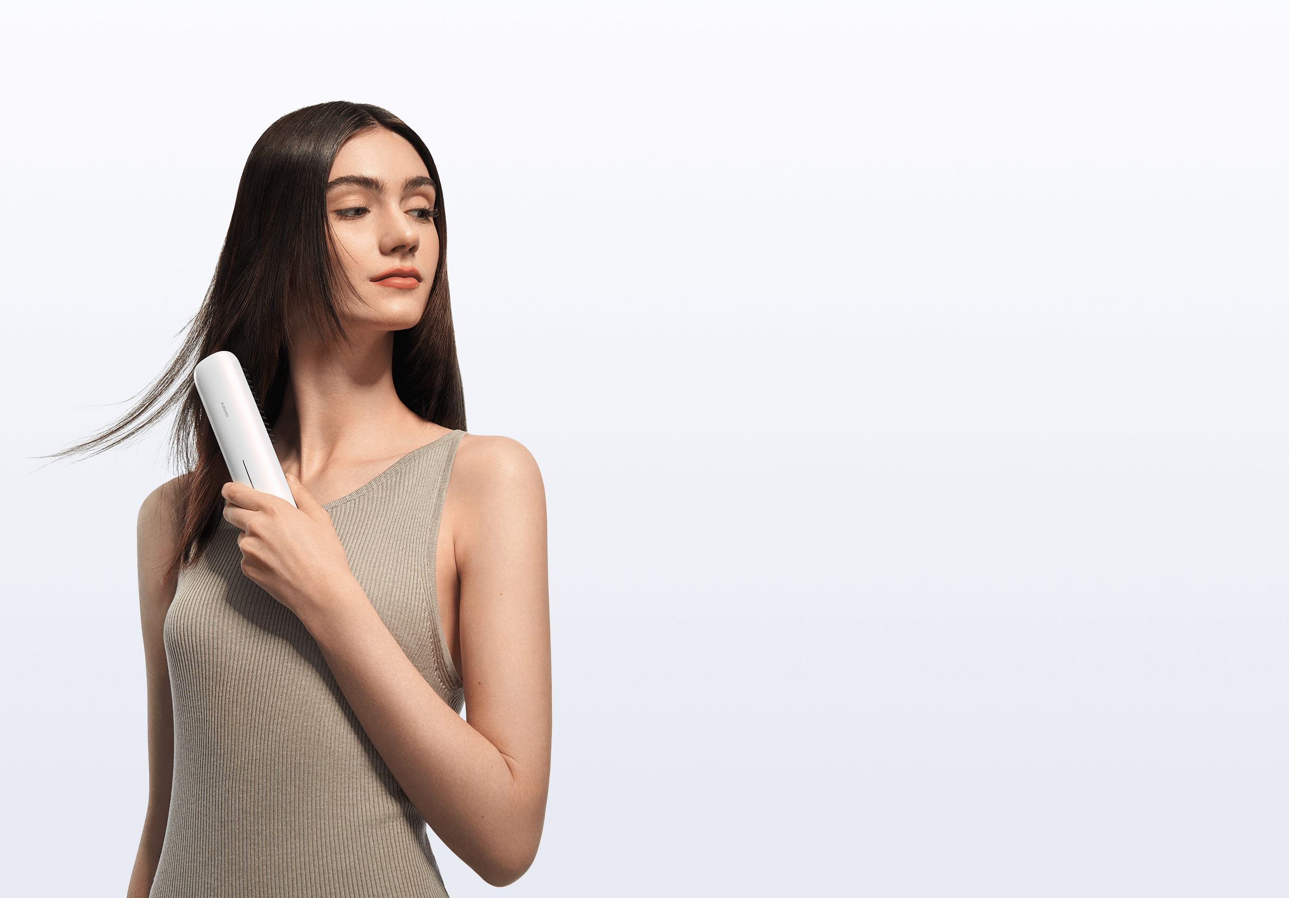 Xiaomi vezeték nélküli hajvasaló kefe