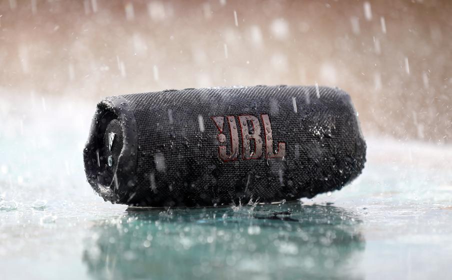JBL Charge 5 Bluetooth hordozható hangszóró
